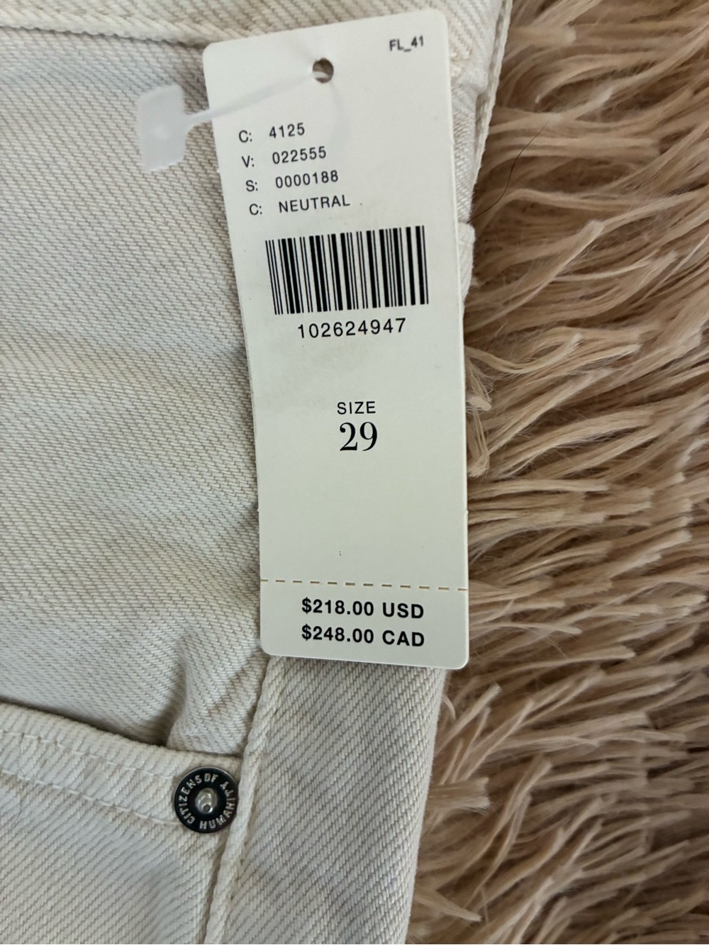 NWT CITIZENS OF HUMANITY AYLA SHORTS IN ALMONDETTE SZ 29 - Picture 6 of 10